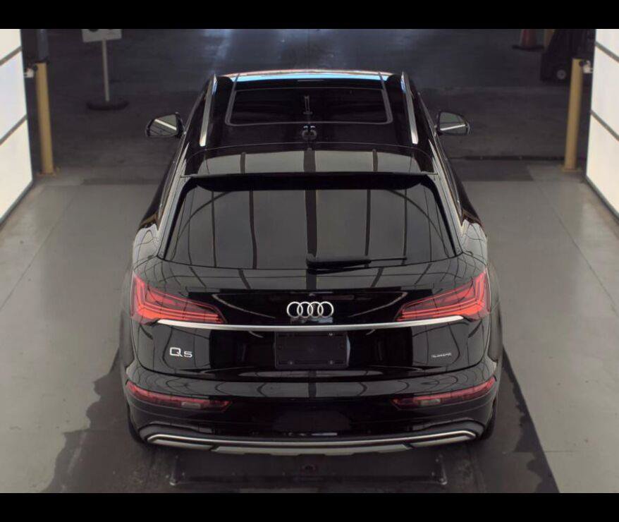 Used 2024 Audi Q5 2.0T Premium w/ Convenience Package AWD/4WD image 10