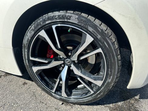 Used 2018 Nissan 370Z Touring Sport image 21