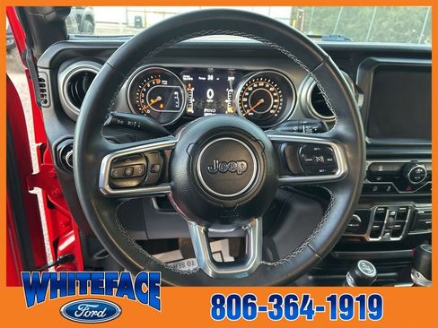 Used 2023 Jeep Gladiator Overland AWD/4WD image 17