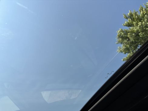 Used 2022 BMW i4 eDrive40 w/ M Sport Package image 31