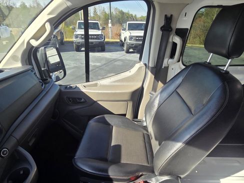 Used 2020 Ford Transit 250 T-250 148 Low Rf 9070 GVWR RW image 21