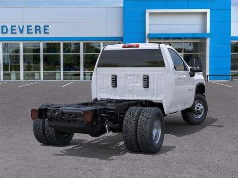 New 2026 Chevrolet Silverado 3500 W/T w/ WT Convenience Package image 4