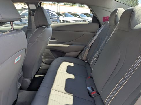 New 2025 Hyundai Elantra Sport image 13