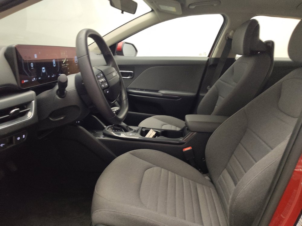 Used 2025 Kia K4 EX FWD image 17