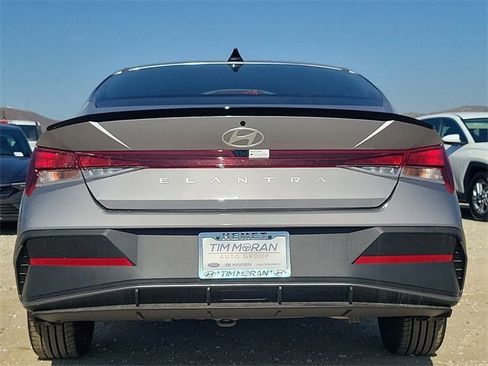 New 2025 Hyundai Elantra Sport image 21