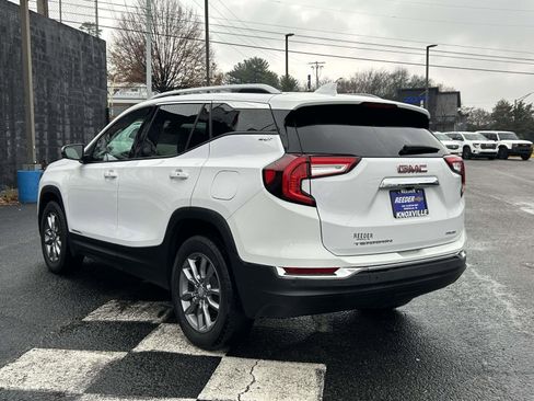 Used 2023 GMC Terrain SLT image 5