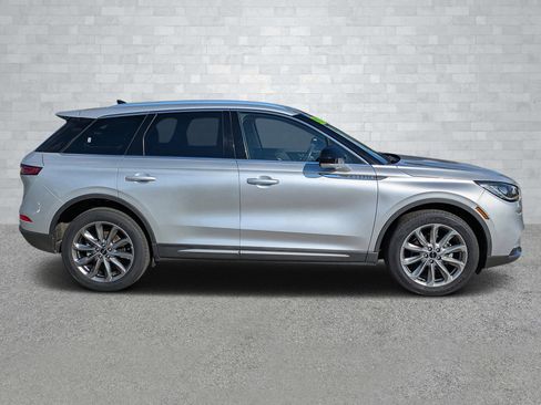 Used 2020 Lincoln Corsair FWD w/ Premium Package image 4