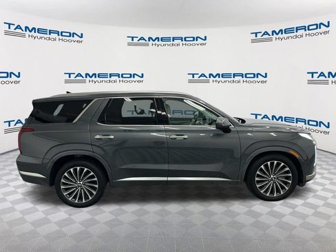Used 2025 Hyundai Palisade Calligraphy FWD image 6