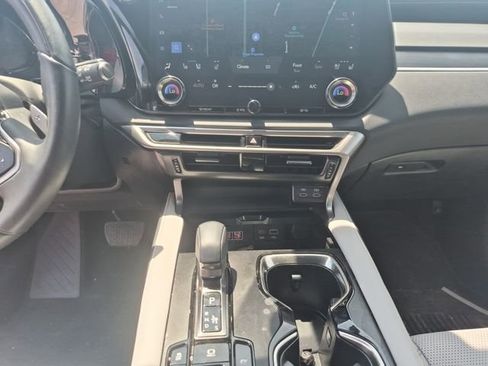 Used 2024 Lexus RX 350 w/ Technology Package AWD/4WD image 11