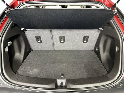 Used 2022 Chevrolet Bolt EUV LT w/ Comfort Package image 63
