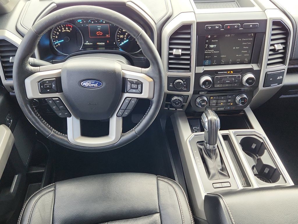 Used 2018 Ford F150 Lariat w/ Equipment Group 502A Luxury AWD/4WD image 11