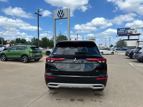 Used 2022 Mitsubishi Outlander SE FWD image 6