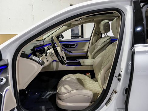 Used 2025 Mercedes-Benz S 580 4MATIC Sedan image 7