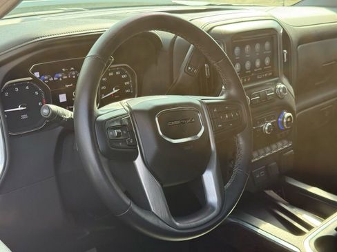Used 2022 GMC Sierra 1500 Denali w/ Denali Premium Package image 27