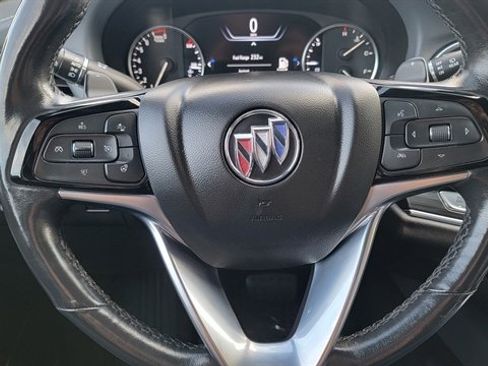 Used 2022 Buick Enclave Premium image 22