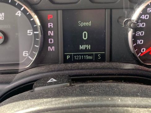 Used 2015 Chevrolet Silverado 1500 W/T RWD image 7