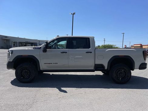 New 2026 GMC Sierra 2500 AT4X w/ AT4X AEV Edition AWD/4WD image 7