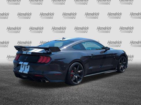 Used 2022 Ford Mustang Shelby GT500 w/ Carbon Fiber Track Pack RWD image 10