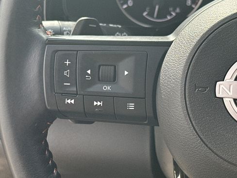 Used 2024 Nissan Pathfinder Rock Creek AWD/4WD image 18