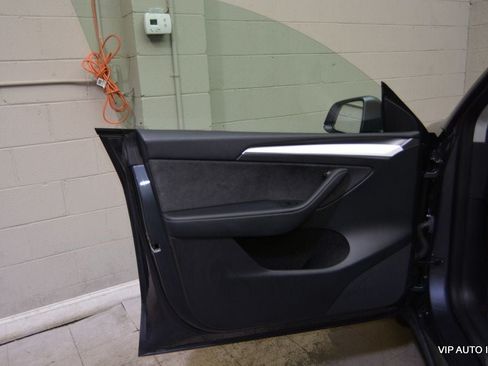 Used 2022 Tesla Model Y Performance AWD/4WD image 12