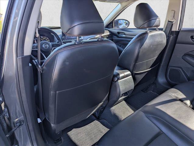 Used 2022 Nissan Altima 2.5 SR w/ Midnight Edition Package FWD image 24