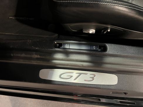 Used 2014 Porsche 911 GT3 image 27