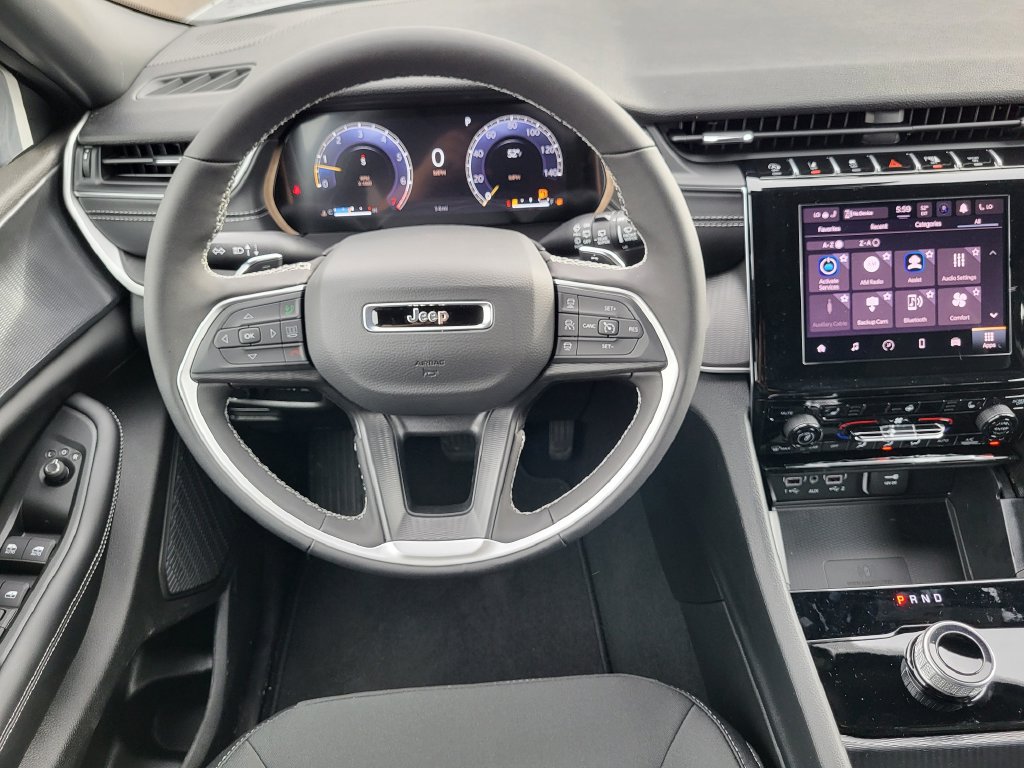 New 2026 Jeep Grand Cherokee Laredo X AWD/4WD image 25