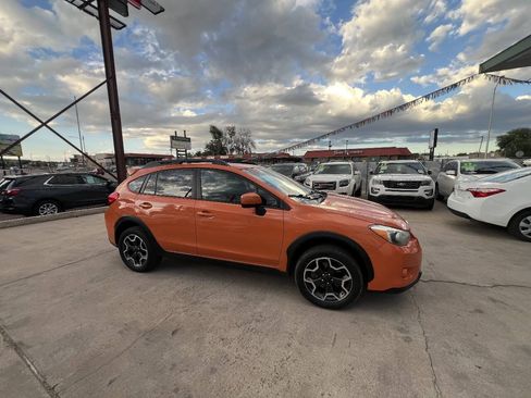 Used 2014 Subaru Crosstrek 2.0i Premium w/ Moonroof Package AWD/4WD image 21