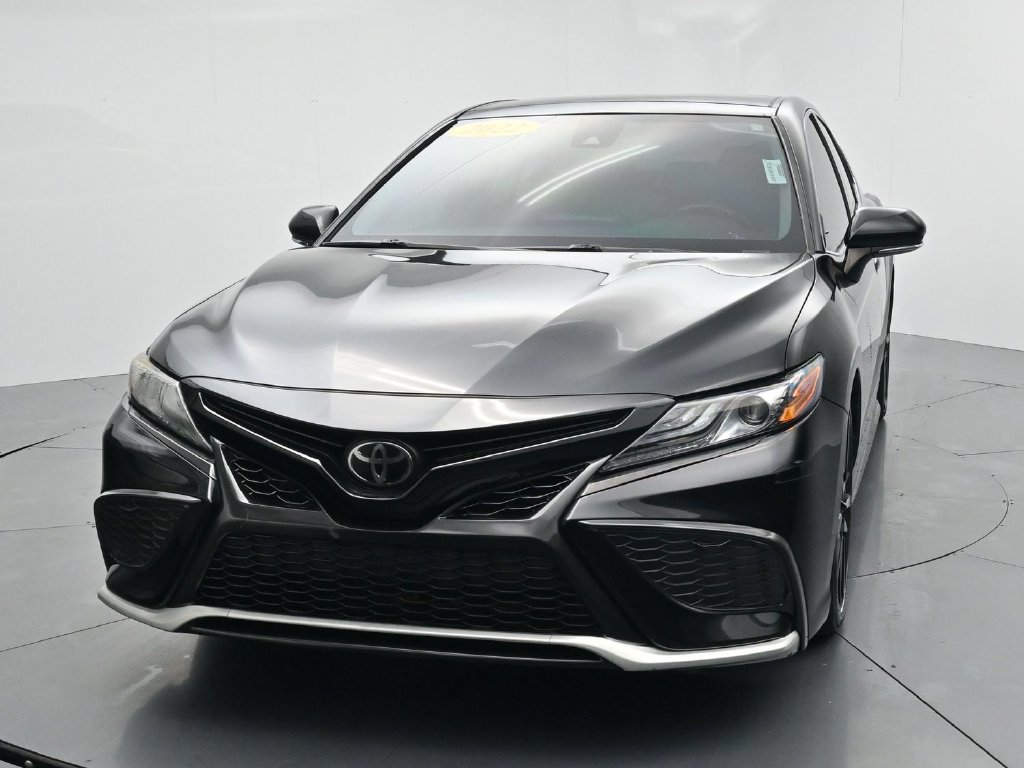 Used 2022 Toyota Camry XSE w/ Cold Weather Package AWD/4WD image 3