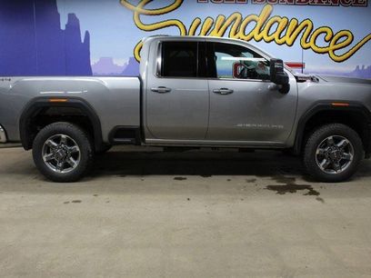 New 2025 GMC Sierra 2500 SLE