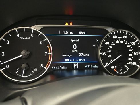 Used 2025 Nissan Altima 2.5 SR image 18