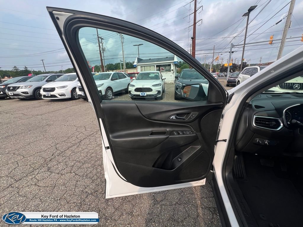 Used 2024 Chevrolet Equinox LT AWD/4WD image 16