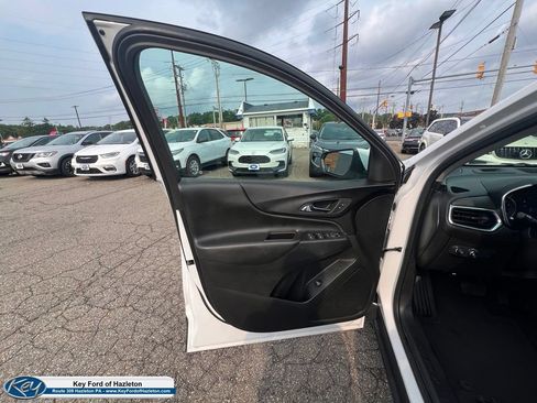 Used 2024 Chevrolet Equinox LT AWD/4WD image 16