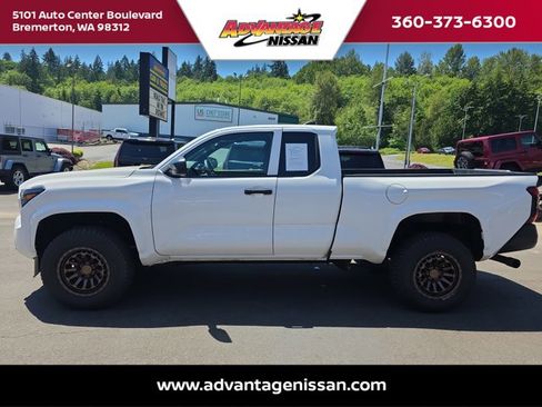 Used 2024 Toyota Tacoma SR RWD image 2