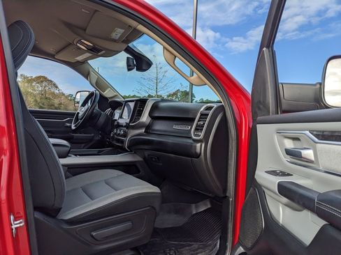 Used 2019 RAM 1500 Big Horn image 33