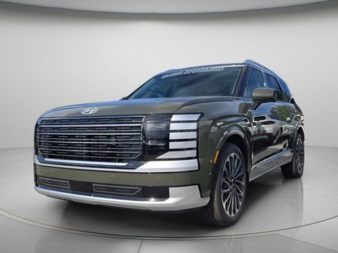 New 2026 Hyundai Palisade Calligraphy FWD image 2