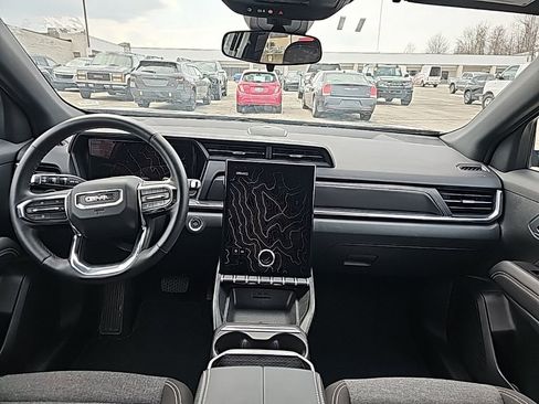 Used 2025 GMC Terrain Elevation image 4