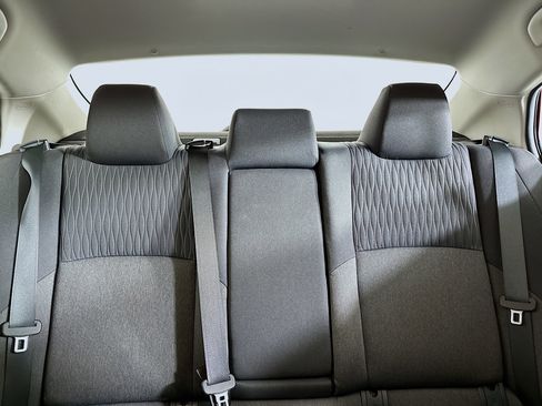 Used 2025 Toyota Camry LE FWD image 30