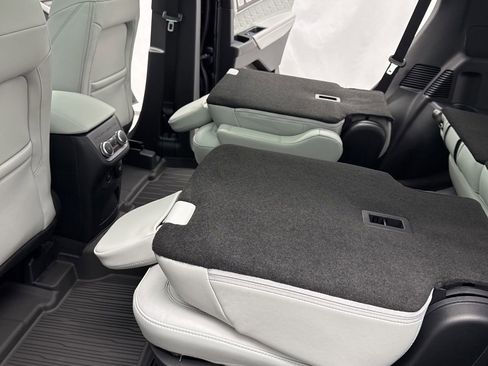 New 2026 Ford Explorer Platinum w/ LUX Leather Package AWD/4WD image 41