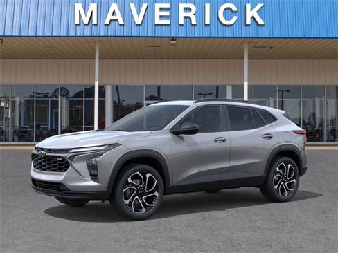 New 2026 Chevrolet Trax RS w/ Sunroof Package image 2