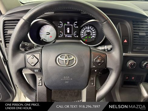 Used 2018 Toyota Sequoia TRD Sport AWD/4WD image 20