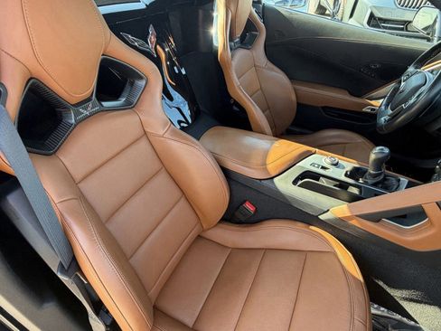 Used 2019 Chevrolet Corvette Stingray Convertible RWD image 14