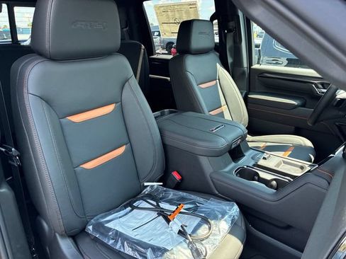 New 2026 GMC Sierra 2500 AT4 w/ AT4 Premium Plus Package AWD/4WD image 21