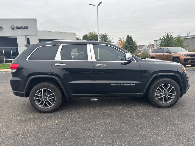 Used 2019 Jeep Grand Cherokee Limited w/ Luxury Group II AWD/4WD image 8