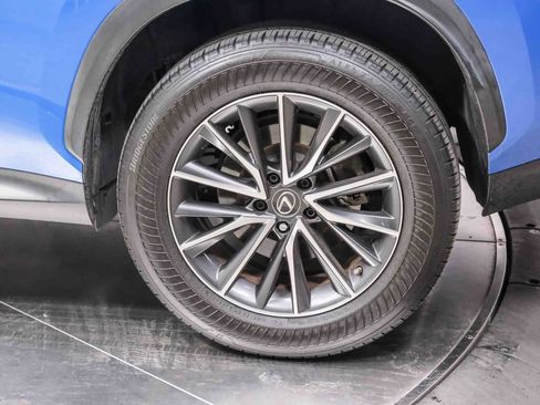 Used 2022 Lexus NX 250 image 9