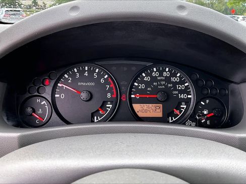 Used 2019 Nissan Frontier SV image 26