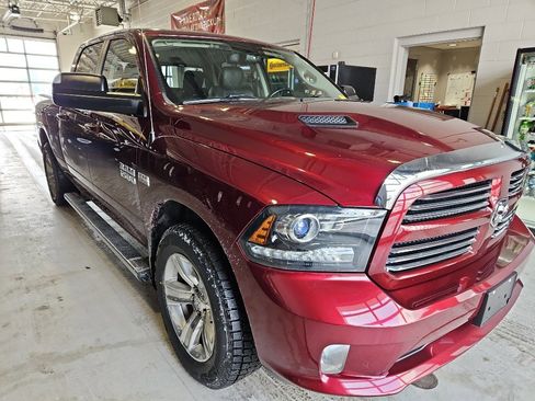 Used 2017 RAM 1500 Sport image 3