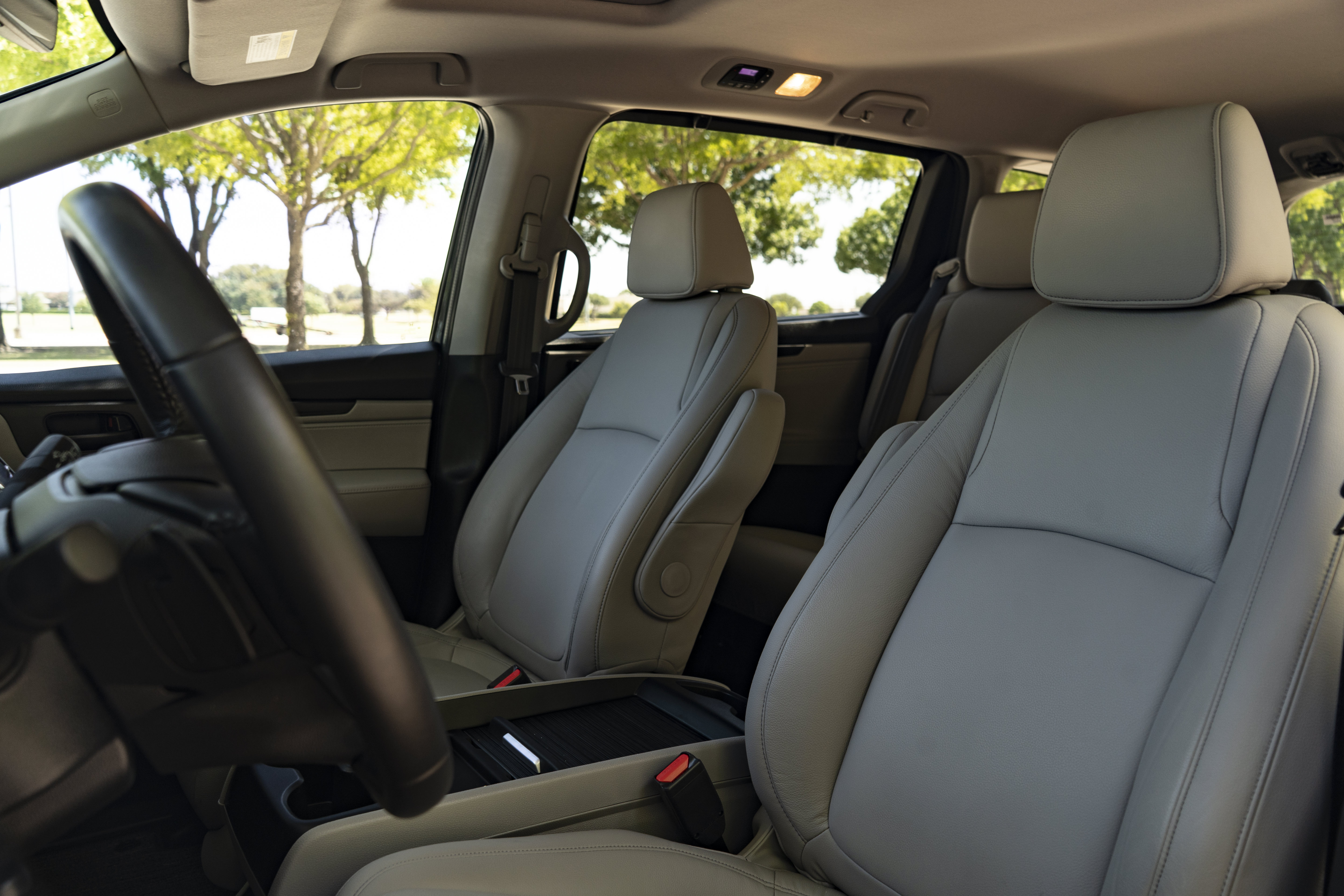 Used 2024 Honda Odyssey EX-L image 17