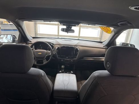 Used 2023 Chevrolet Traverse LT w/ LPO, Floor Liner Package AWD/4WD image 20