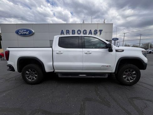 Used 2025 GMC Sierra 1500 AT4X image 6